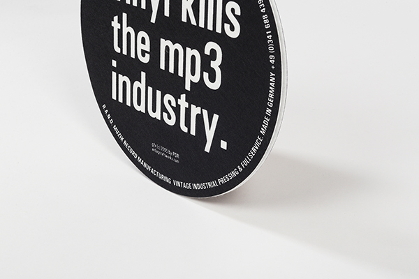 Slipmat “vinyl kills the mp3 industry.” - Detail